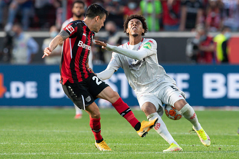 包含德甲国际比赛日再迎强敌，波士顿凯尔特人迎来里程碑，主帅态度——压力陡增，轮换策略成焦点的词条