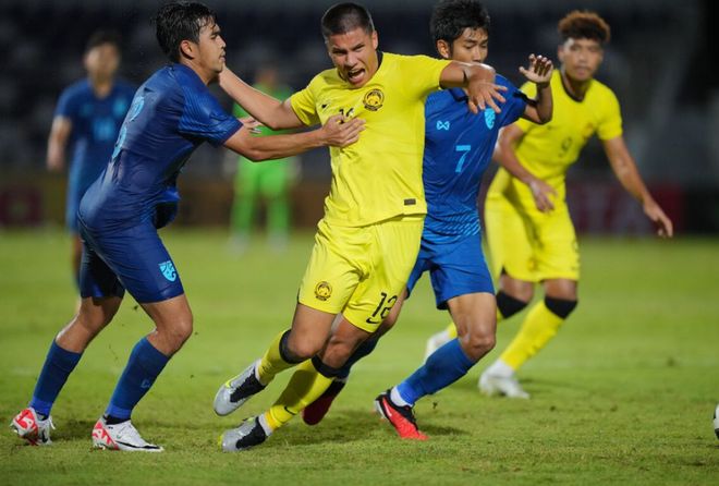 包含德甲国际比赛日再迎强敌，波士顿凯尔特人迎来里程碑，主帅态度——压力陡增，轮换策略成焦点的词条